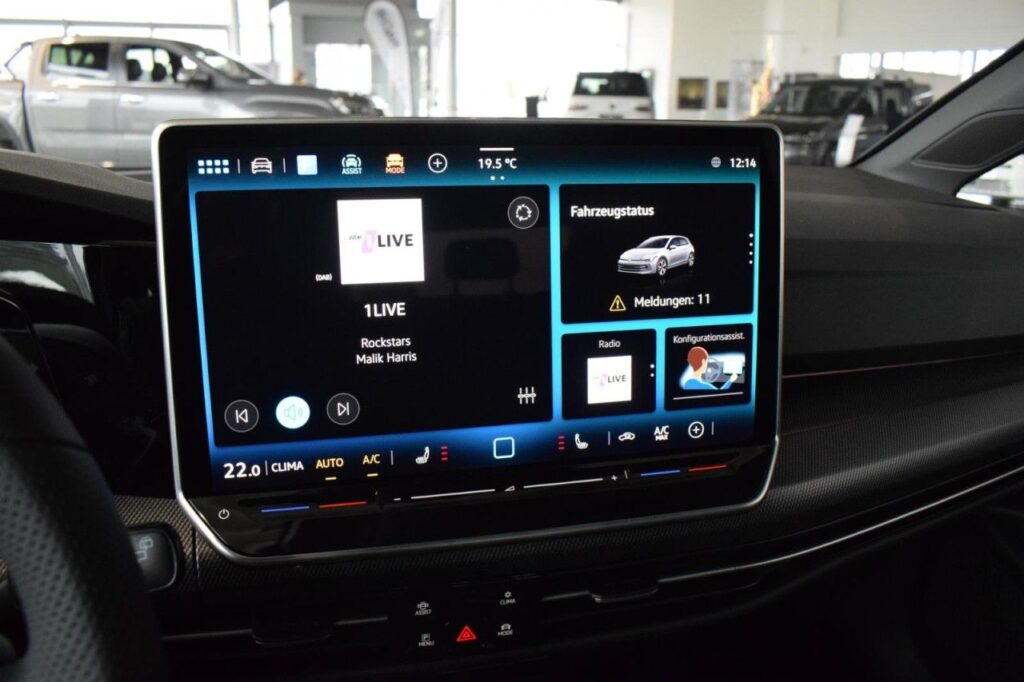 Volkswagen Golf Exposé-Bild 15