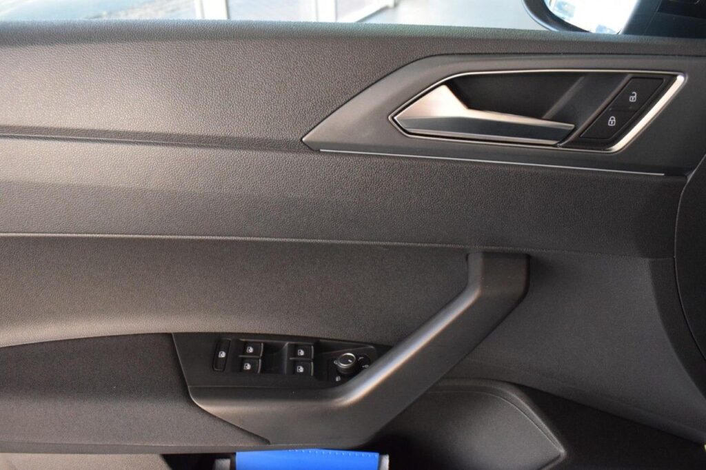 Volkswagen Taigo Exposé-Bild 6