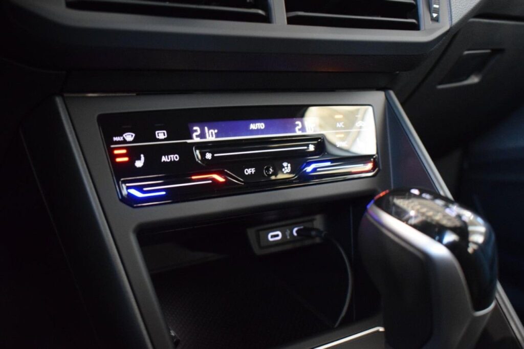 Volkswagen Taigo Exposé-Bild 14