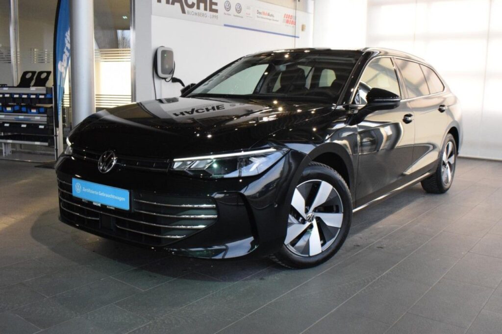 Volkswagen Passat Variant Exposé-Bild 2