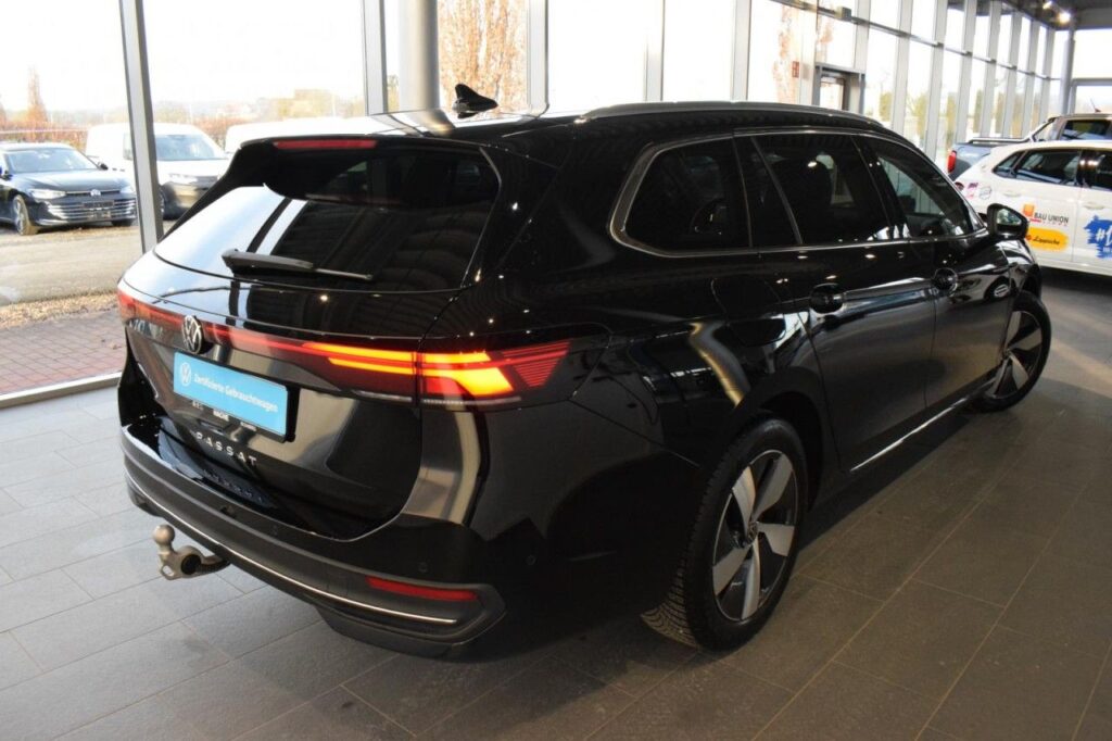 Volkswagen Passat Variant Exposé-Bild 4