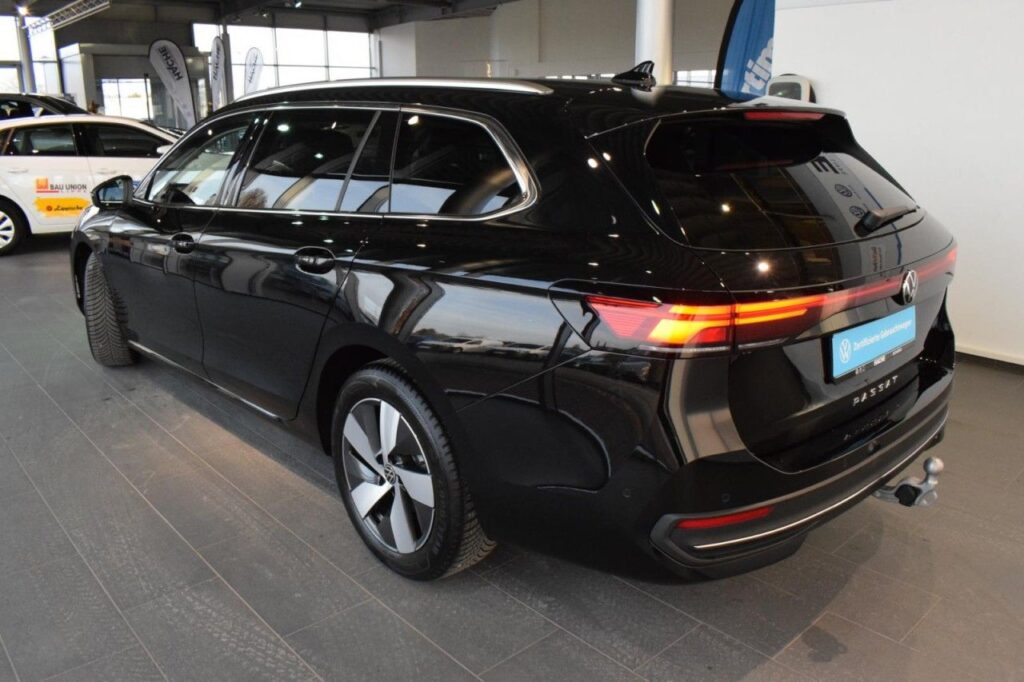 Volkswagen Passat Variant Exposé-Bild 5