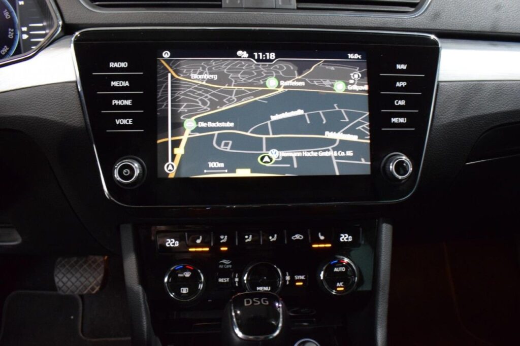 Skoda Superb Exposé-Bild 12