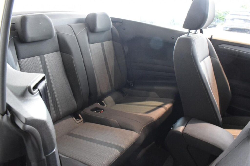 Volkswagen T-Roc Exposé-Bild 8