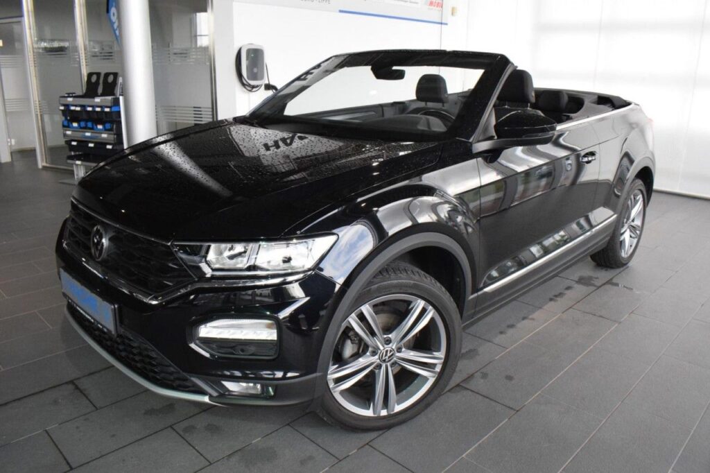 Volkswagen T-Roc Exposé-Bild 17