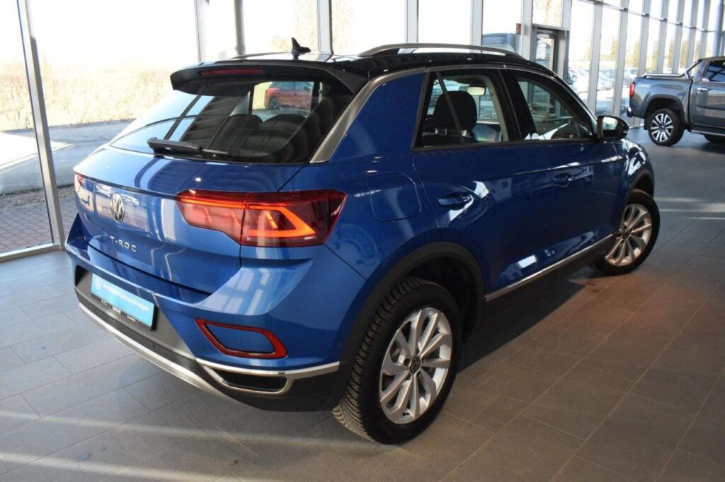 Volkswagen T-Roc Exposé-Bild 4