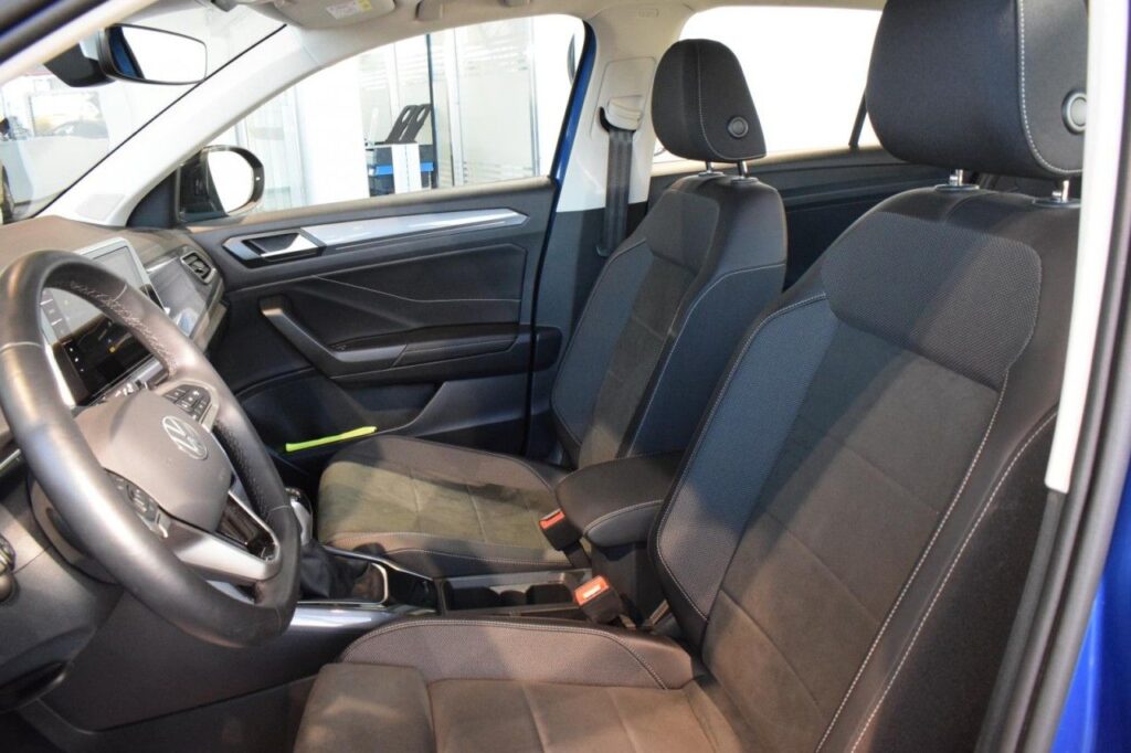 Volkswagen T-Roc Exposé-Bild 6