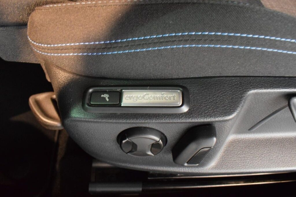 Volkswagen Passat Variant Exposé-Bild 16