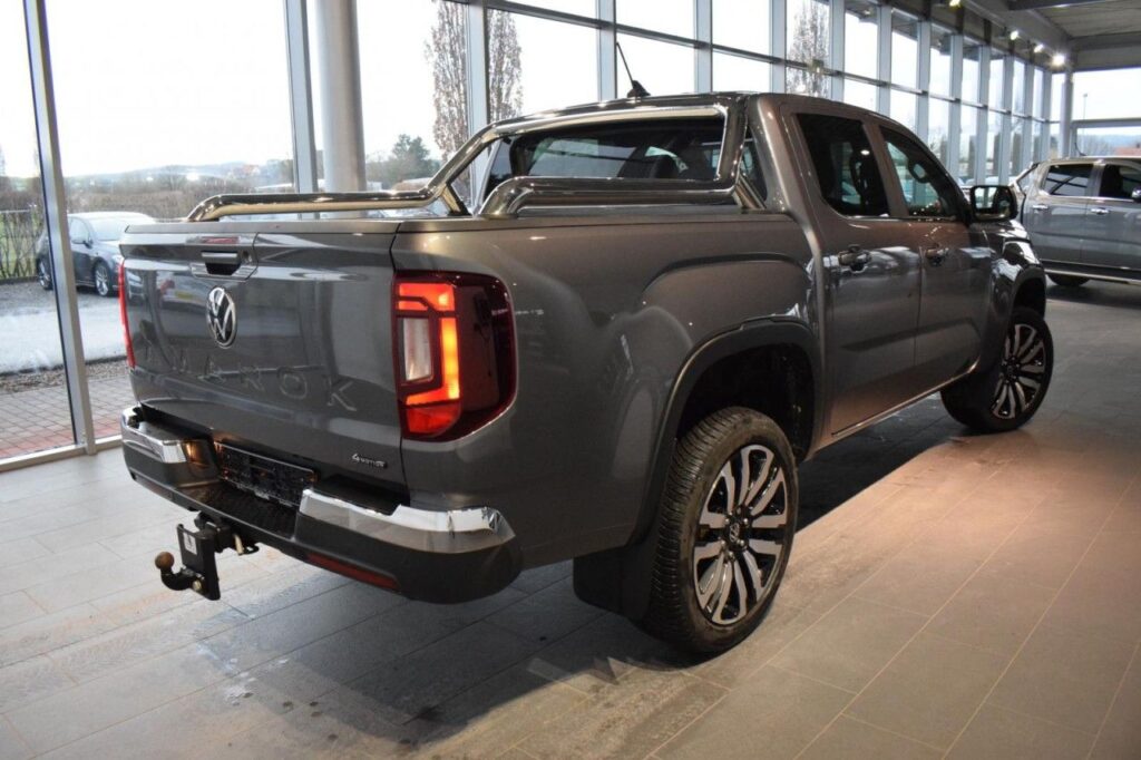 Volkswagen Amarok Exposé-Bild 3
