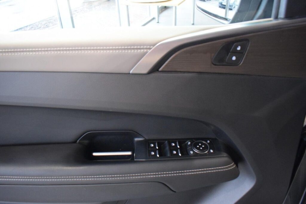 Volkswagen Amarok Exposé-Bild 6