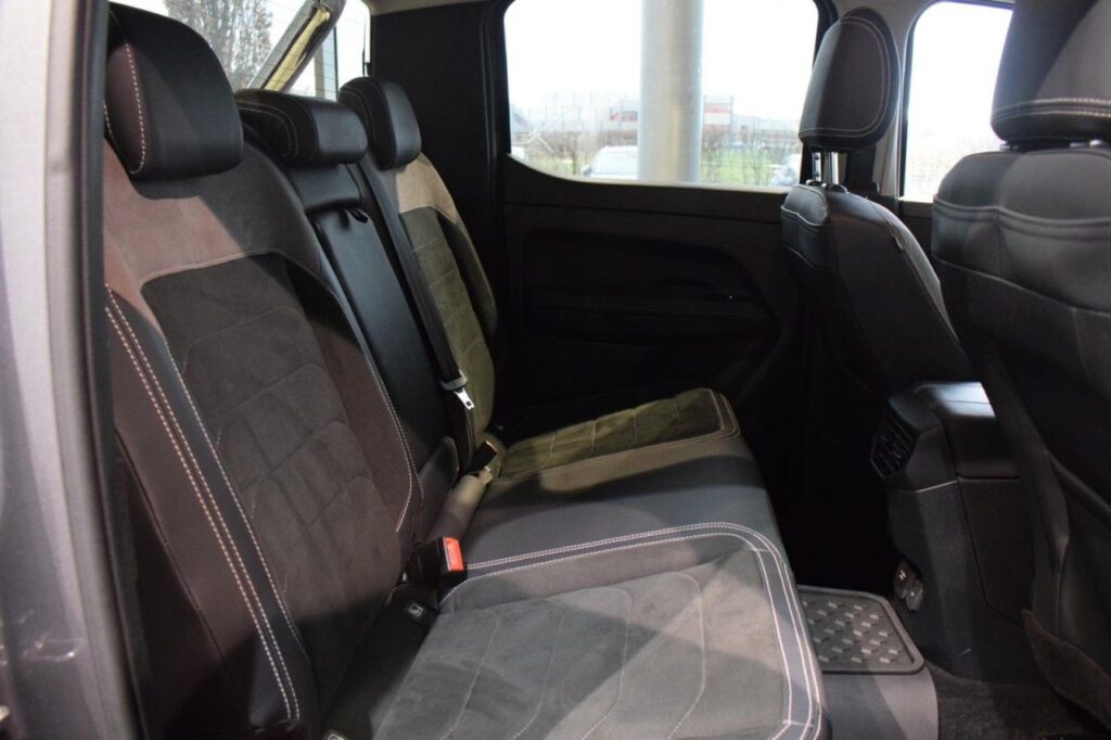 Volkswagen Amarok Exposé-Bild 8