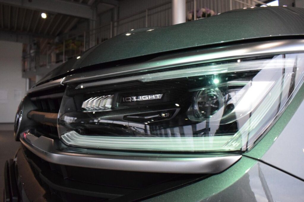 Volkswagen Amarok Exposé-Bild 19