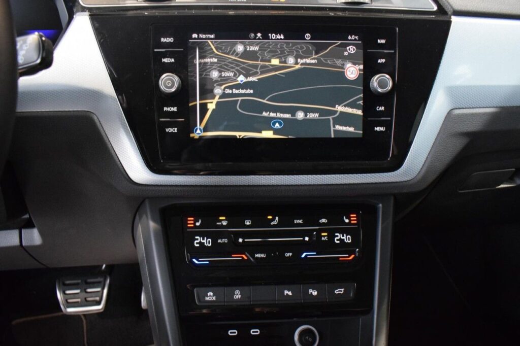 Volkswagen Touran Exposé-Bild 13