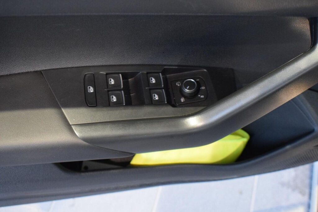 Volkswagen Taigo Exposé-Bild 8