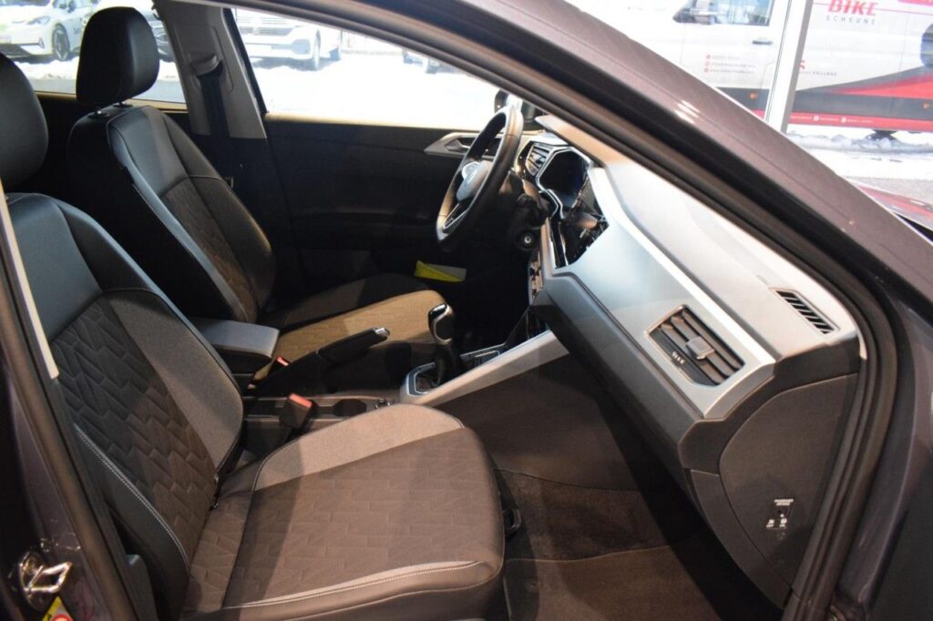 Volkswagen Taigo Exposé-Bild 9