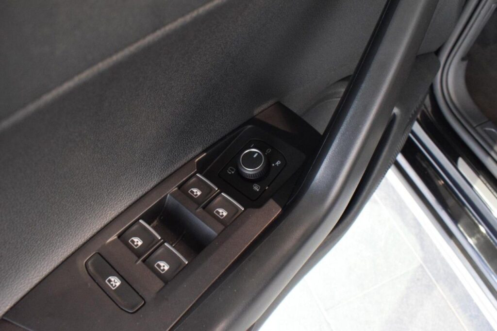 Volkswagen Taigo Exposé-Bild 10