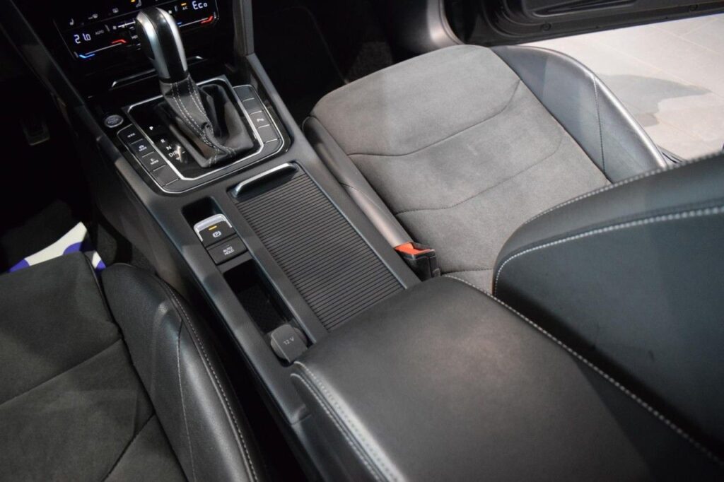 Volkswagen Arteon Exposé-Bild 11