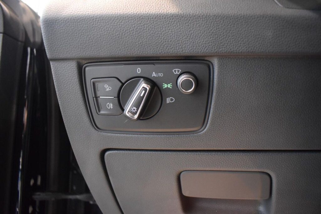 Volkswagen Arteon Exposé-Bild 16