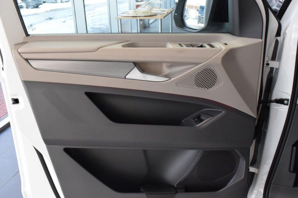 Volkswagen T7 Multivan Exposé-Bild 7