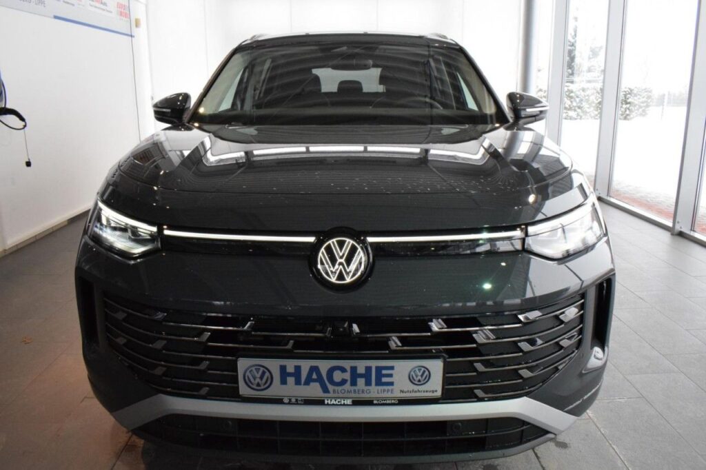 Volkswagen Tayron Exposé-Bild 2
