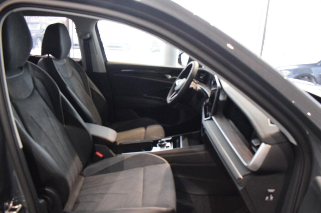 Volkswagen Tayron Exposé-Bild 11