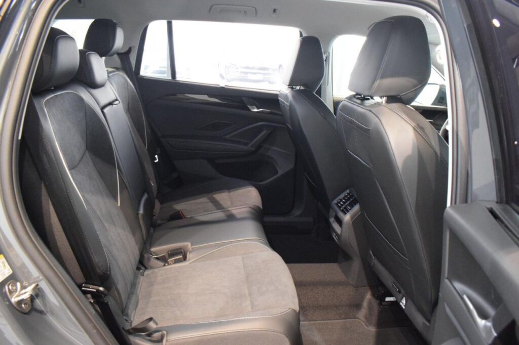 Volkswagen Tayron Exposé-Bild 12