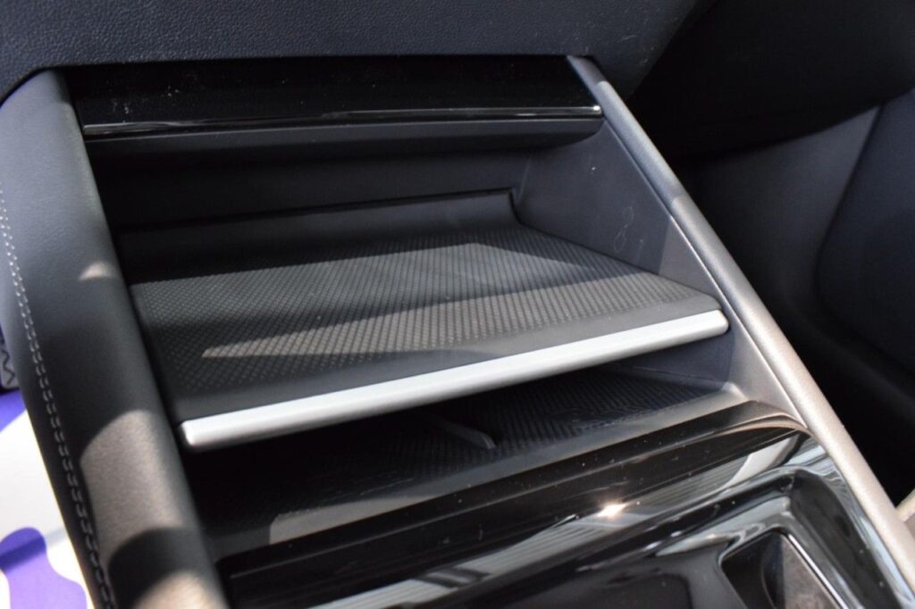 Volkswagen Tayron Exposé-Bild 16