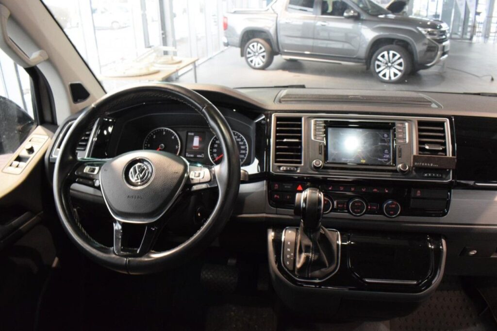 Volkswagen T6 Multivan Exposé-Bild 10