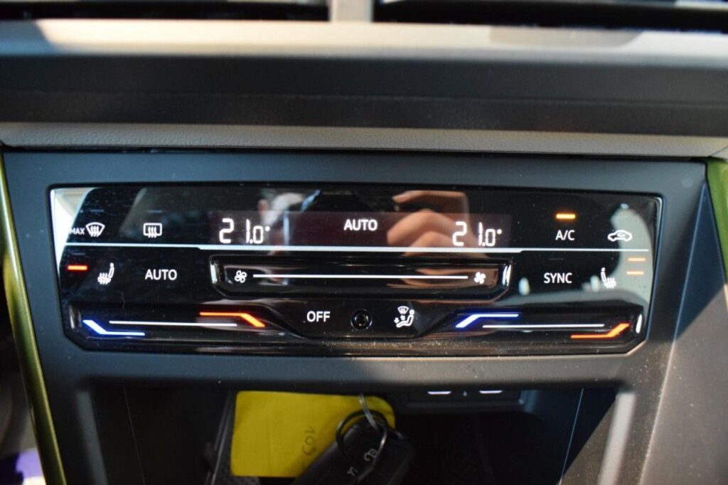 Volkswagen Taigo Exposé-Bild 12