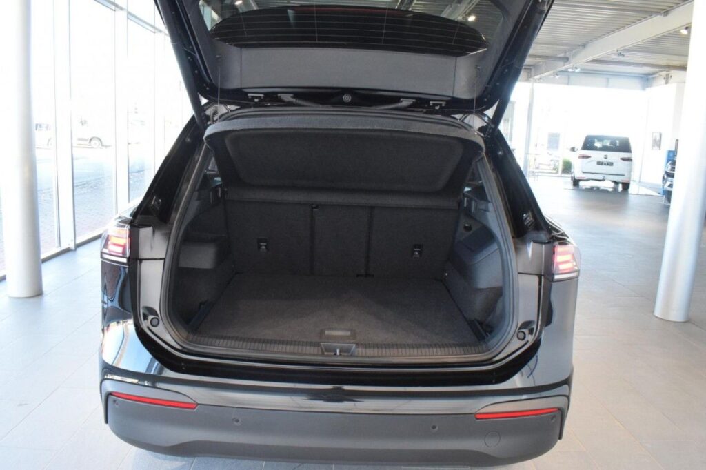 Volkswagen Tiguan Exposé-Bild 6