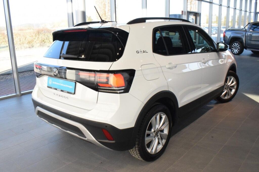 Volkswagen T-Cross Exposé-Bild 4