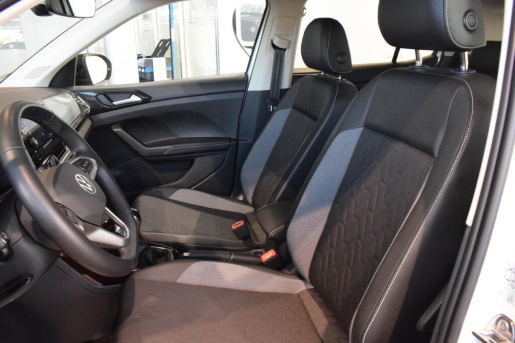 Volkswagen T-Cross Exposé-Bild 6