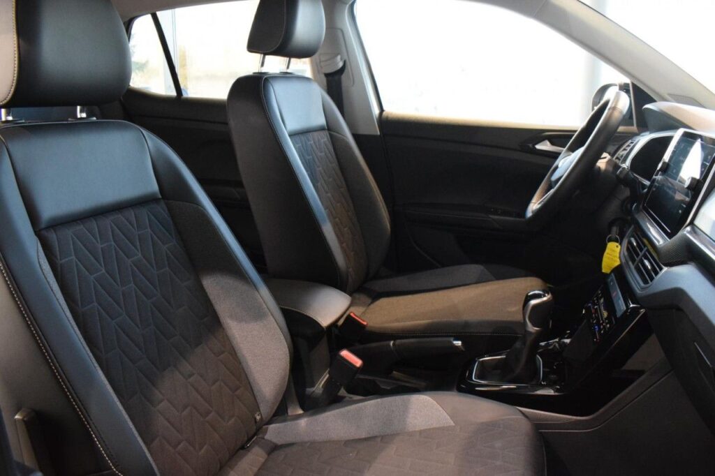 Volkswagen T-Cross Exposé-Bild 8