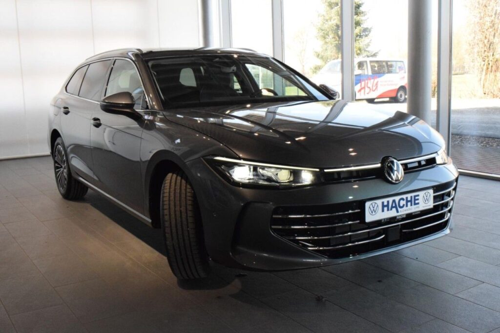 Volkswagen Passat Variant Exposé-Bild 2
