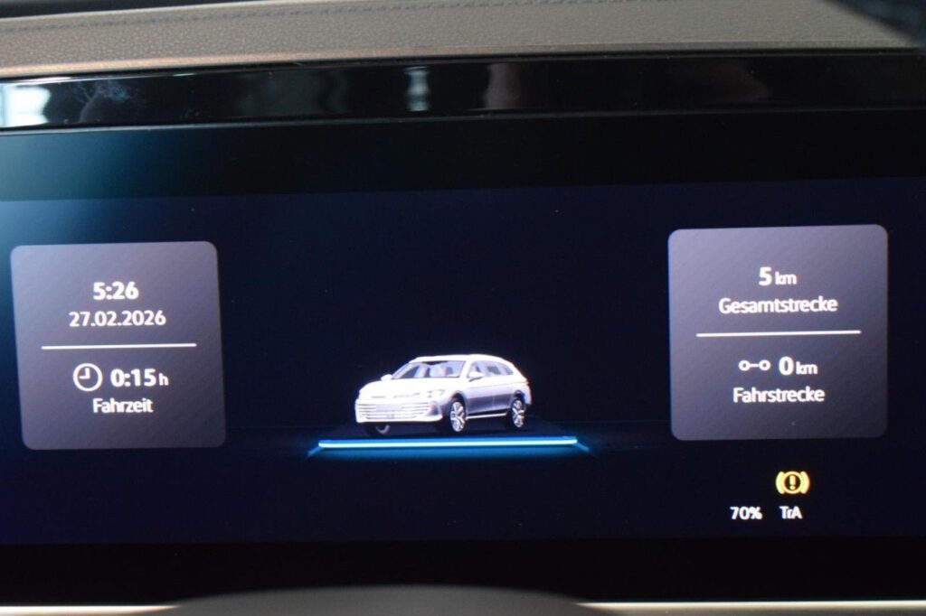 Volkswagen Passat Variant Exposé-Bild 14