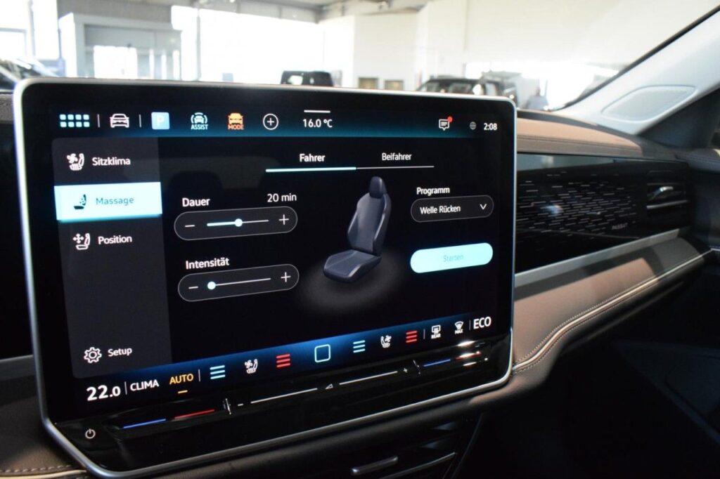 Volkswagen Passat Variant Exposé-Bild 19