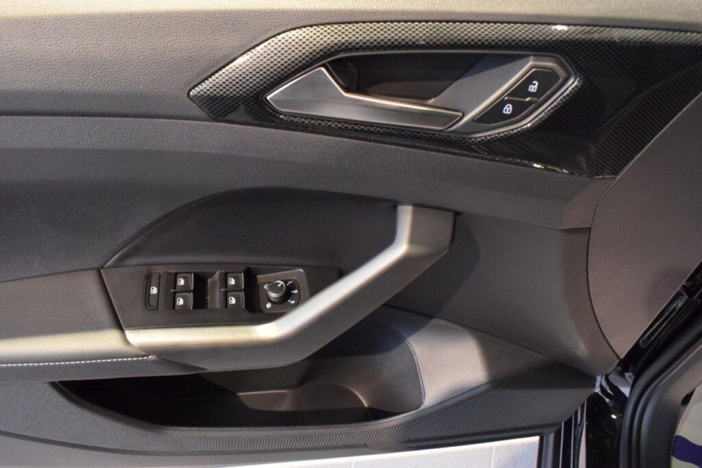 Volkswagen T-Cross Exposé-Bild 6