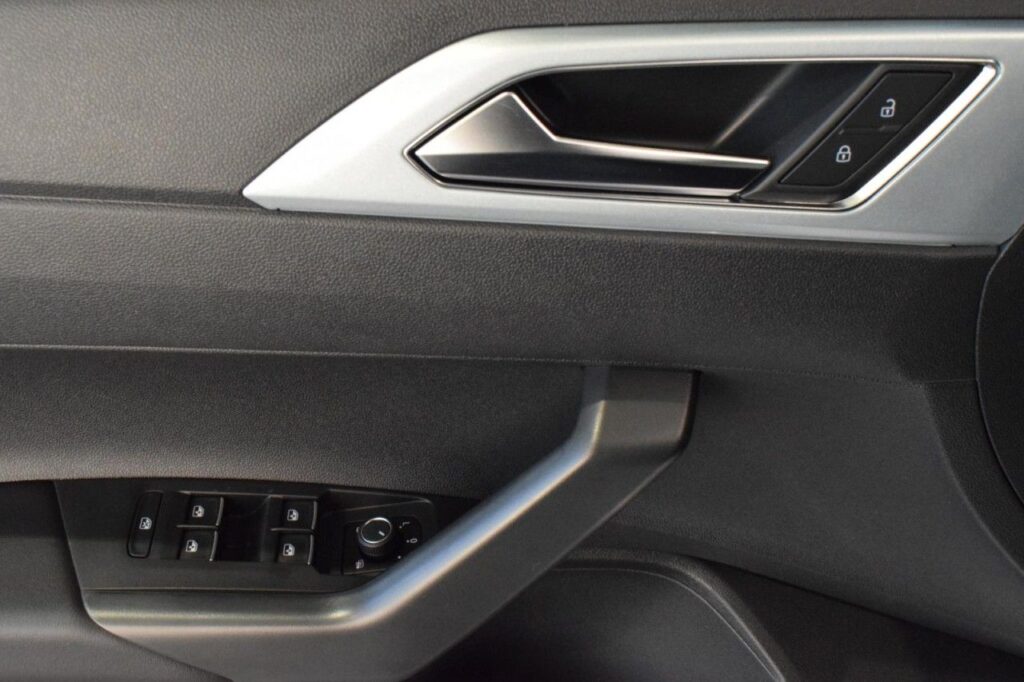 Volkswagen Taigo Exposé-Bild 9