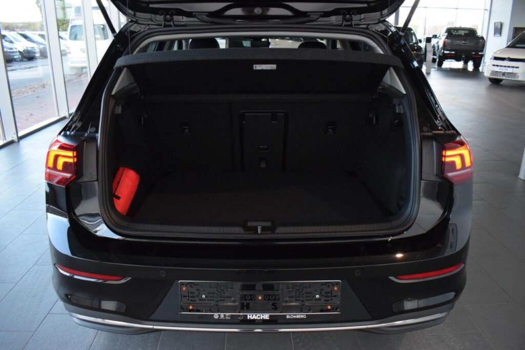 Volkswagen Golf Exposé-Bild 6