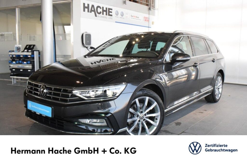 Volkswagen Passat Variant Exposé-Bild 1