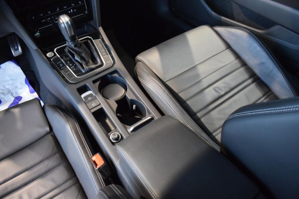 Volkswagen Passat Variant Exposé-Bild 11