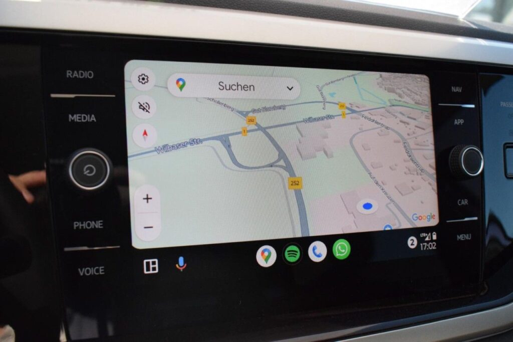 Volkswagen Polo Exposé-Bild 11