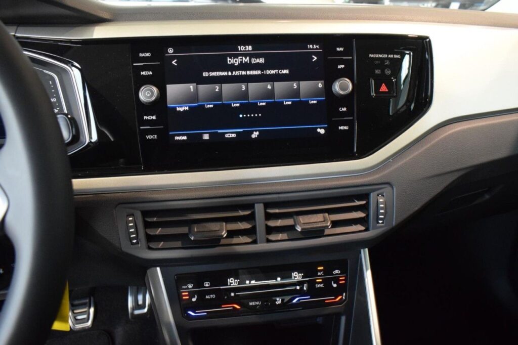 Volkswagen Polo Exposé-Bild 13