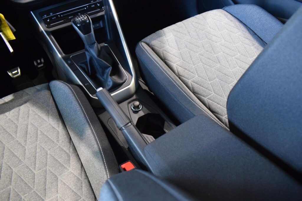 Volkswagen Polo Exposé-Bild 15