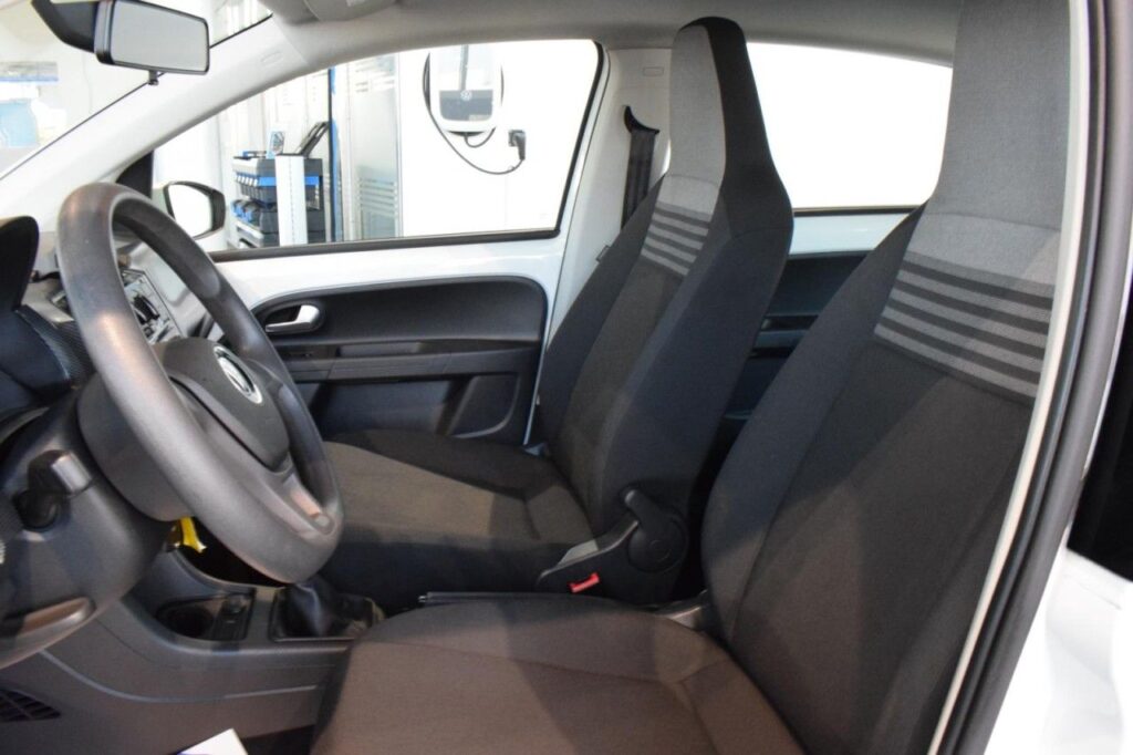 Volkswagen up! Exposé-Bild 5