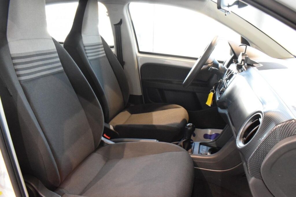 Volkswagen up! Exposé-Bild 7