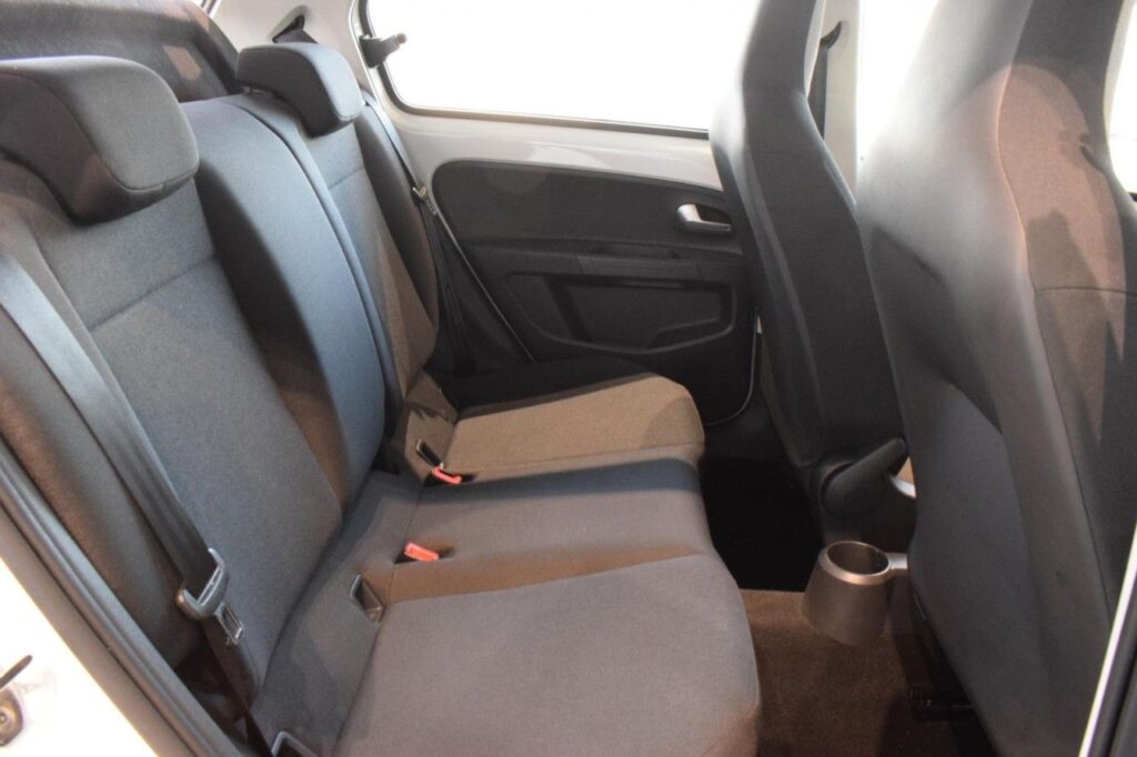 Volkswagen up! Exposé-Bild 8