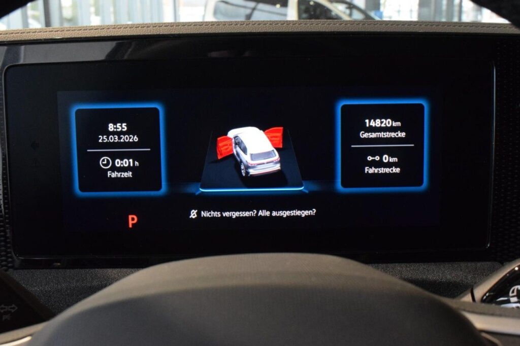 Volkswagen Tiguan Exposé-Bild 13