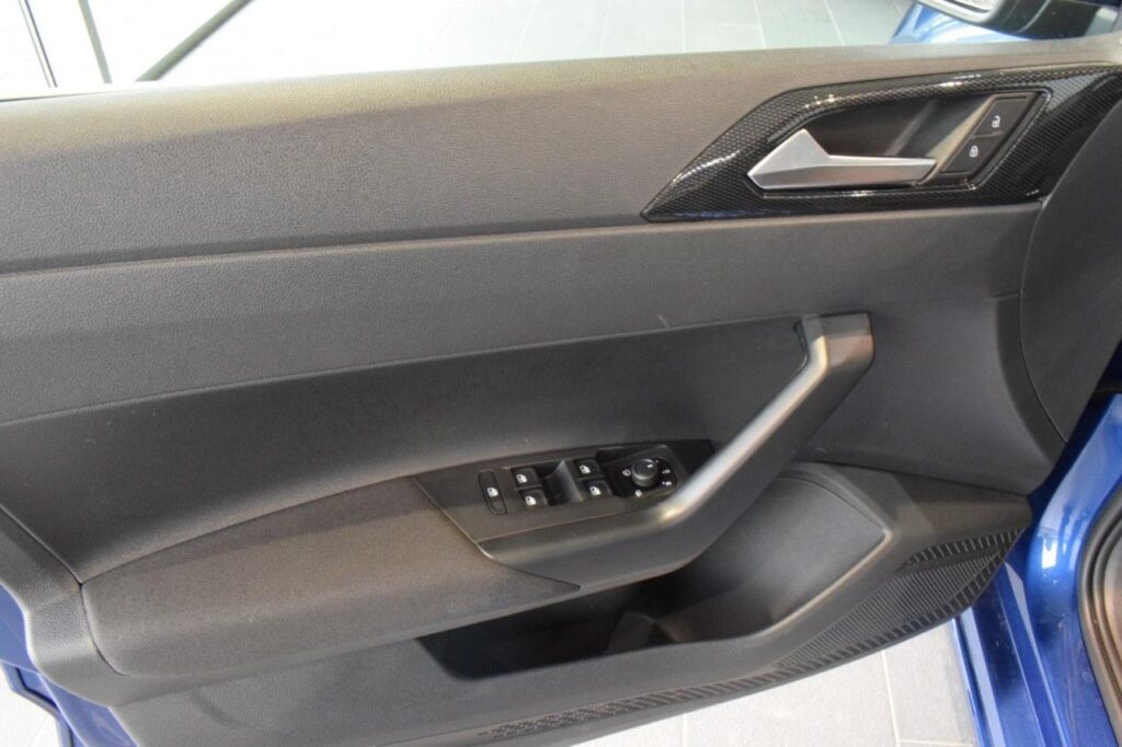 Volkswagen Polo Exposé-Bild 9