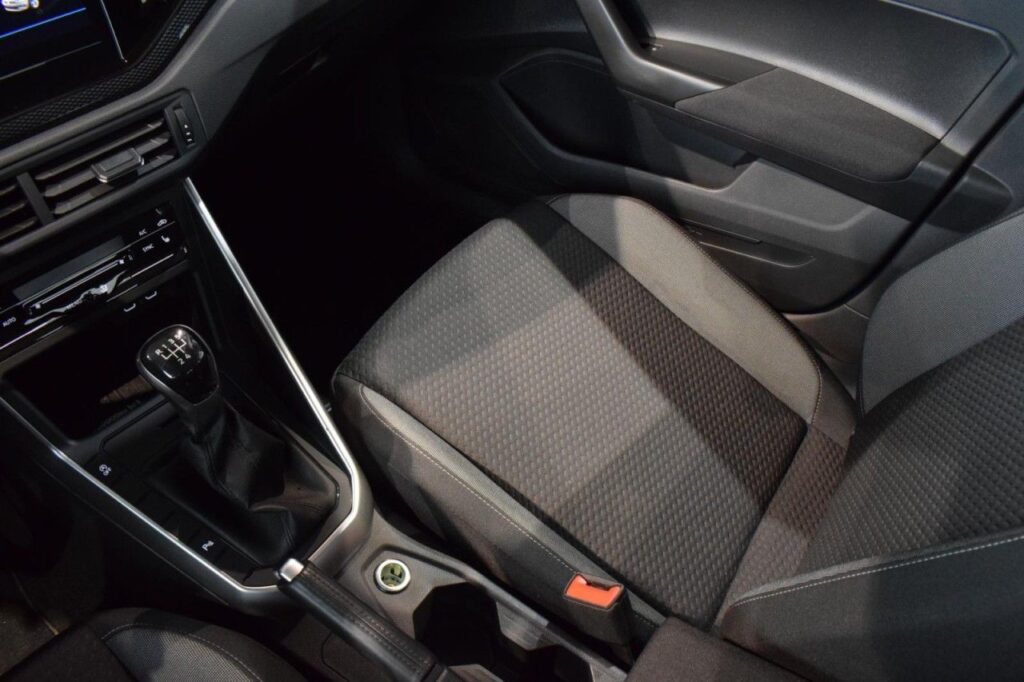 Volkswagen Polo Exposé-Bild 16